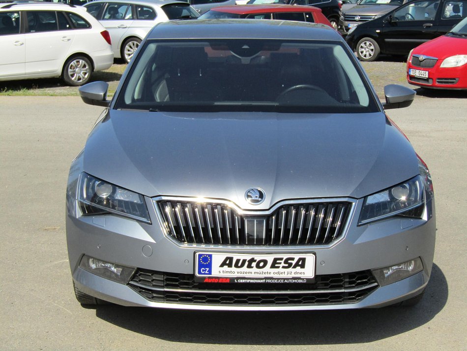 Škoda Superb III 2.0TSi  4x4