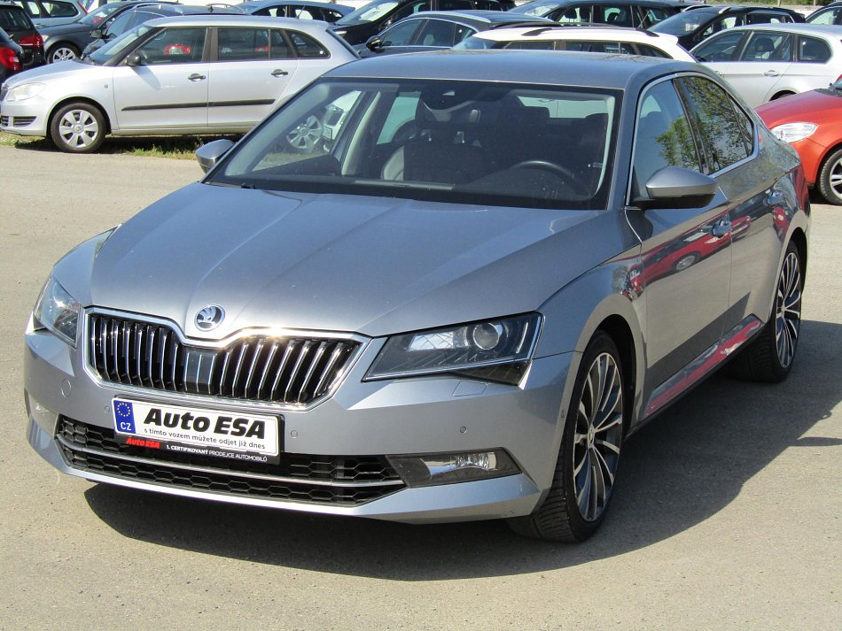 Škoda Superb III 2.0TSi  4x4
