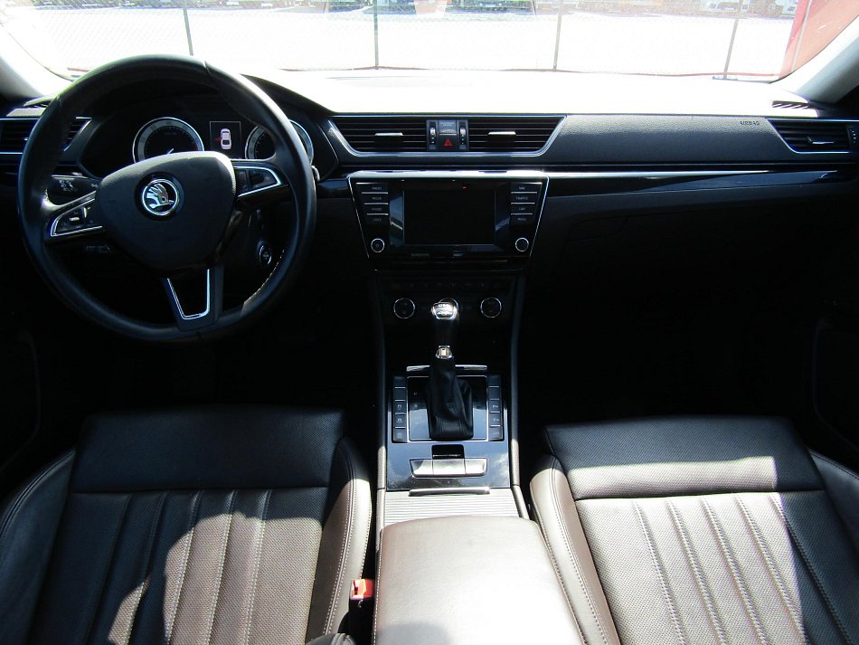 Škoda Superb III 2.0TSi  4x4