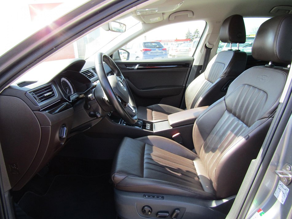 Škoda Superb III 2.0TSi  4x4