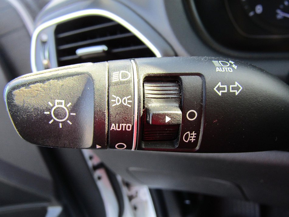 Hyundai I30 1.6 CRDi Trikolor