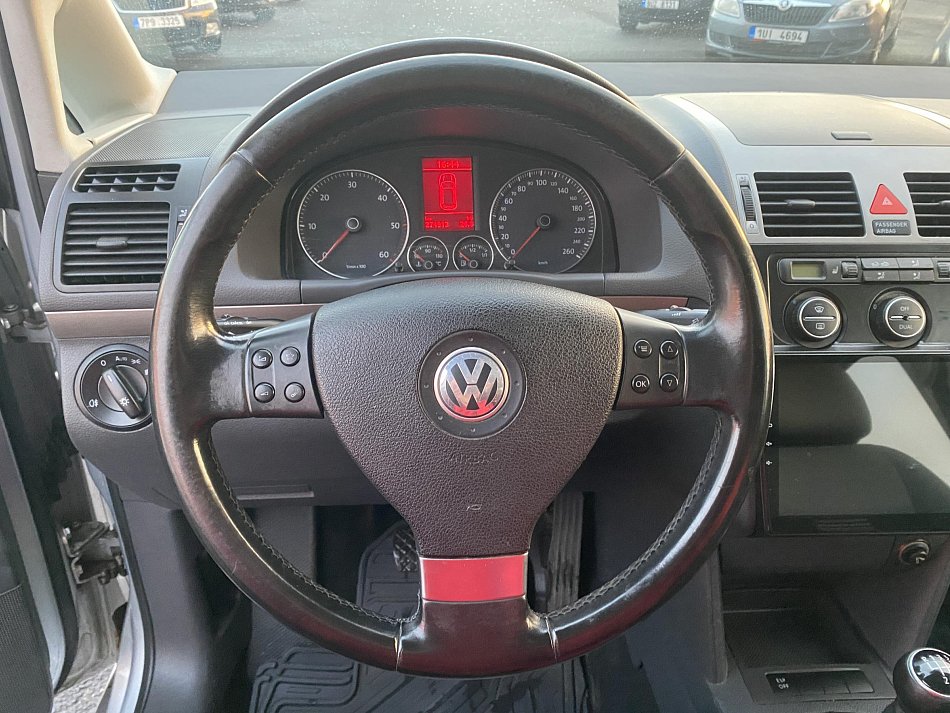 Volkswagen Touran 1.9TDi 
