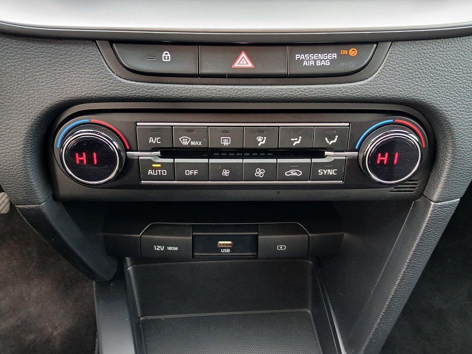 Kia Ceed 1.5 T-GDi Exclusive