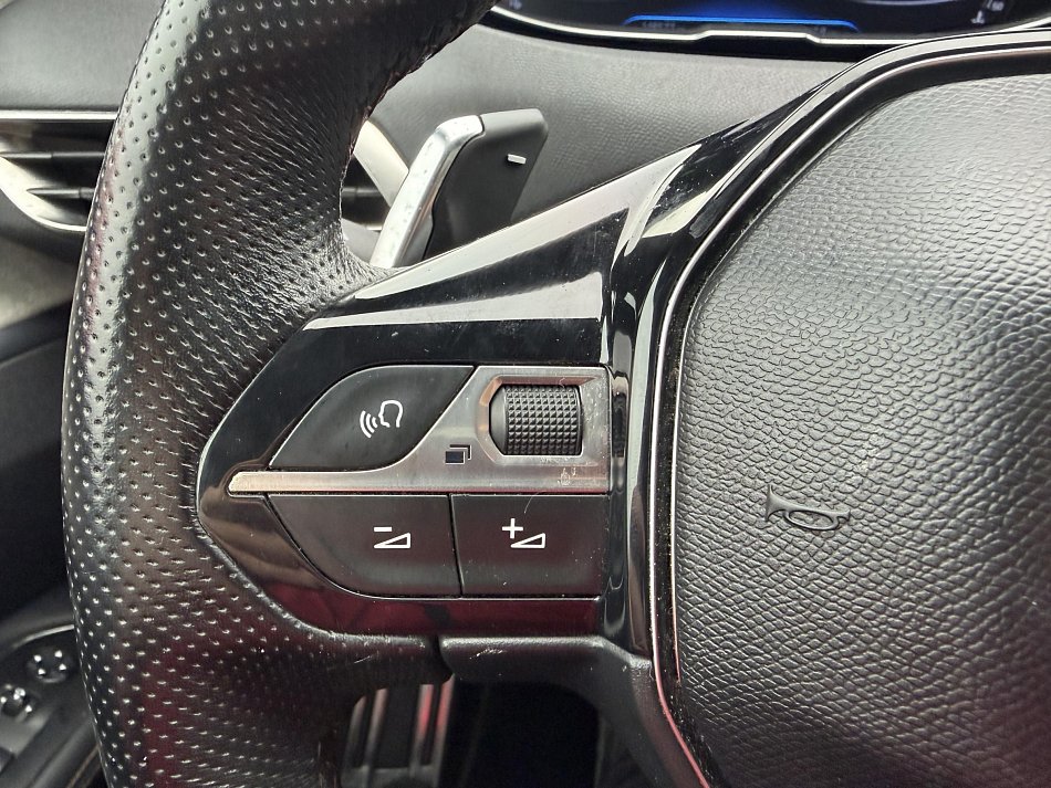 Peugeot 3008 2.0 HDi GT