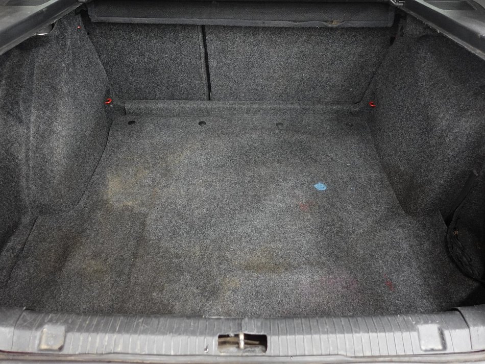 Škoda Octavia 1.6i Elegance