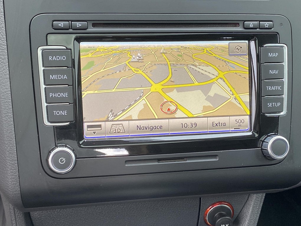 Volkswagen Touran 2.0 TDi 