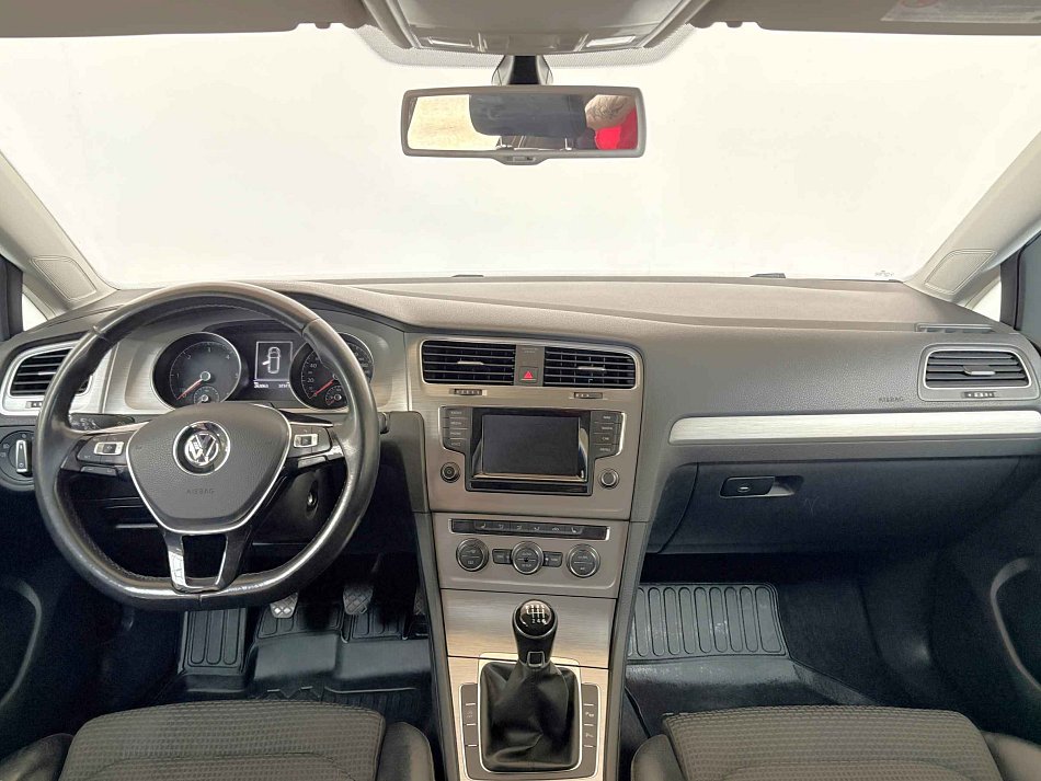 Volkswagen Golf 2.0 TDi 
