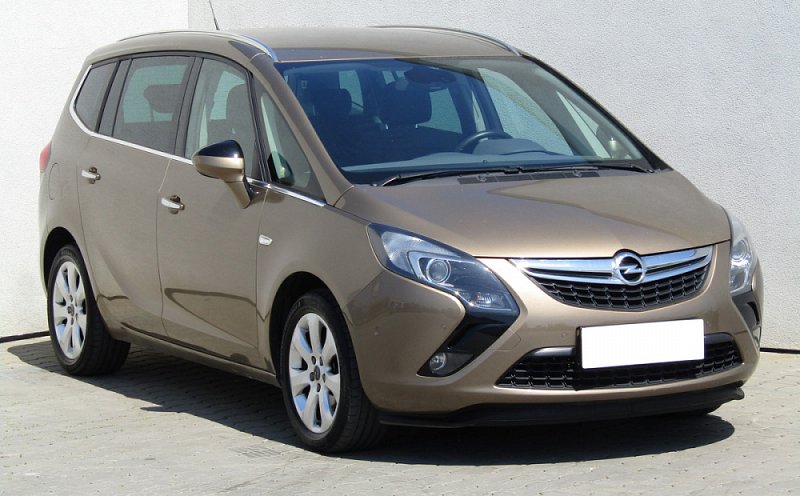 Opel Zafira 1.8 i  7míst