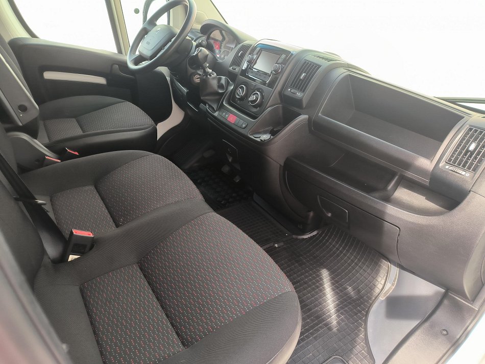 Peugeot Boxer 2.2HDi  L2H2