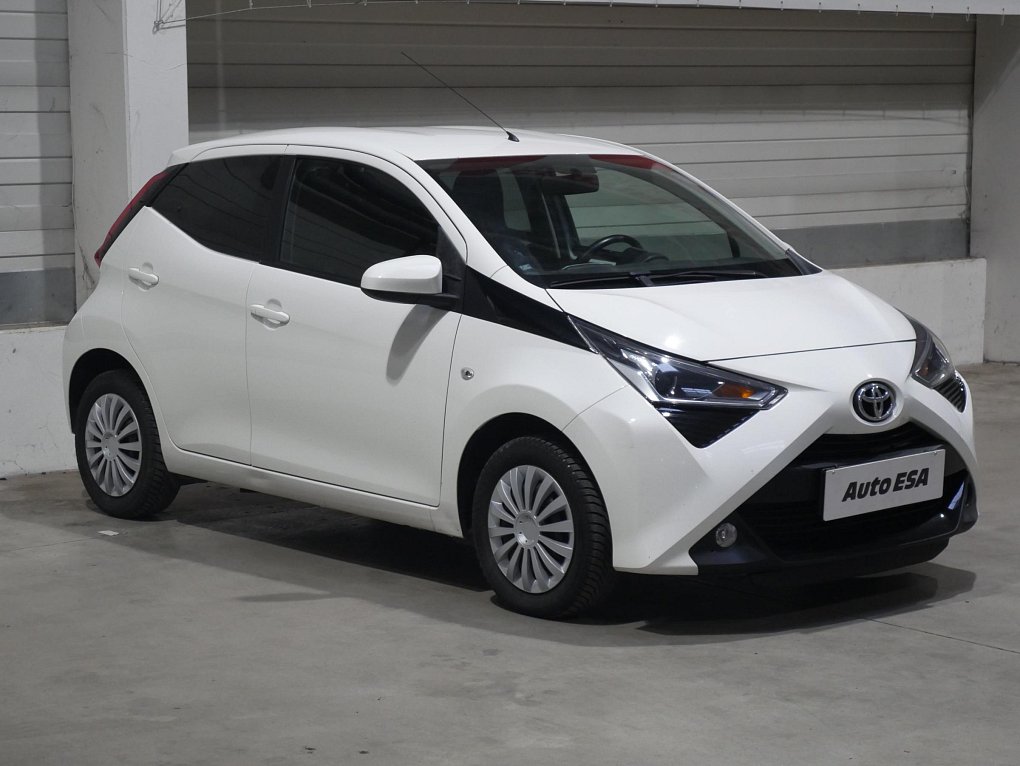 Toyota Aygo 1.0i 