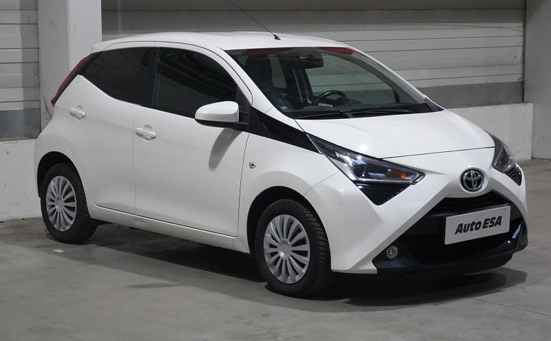Toyota Aygo 1.0i 