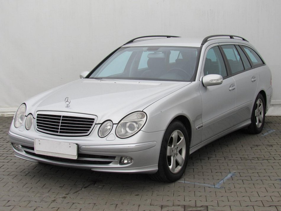 Mercedes-Benz Třída E 2.2 CDi Elegance E200