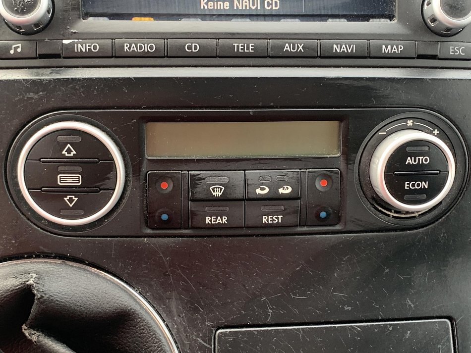 Volkswagen Multivan 2.5TDi Comfortline 7míst