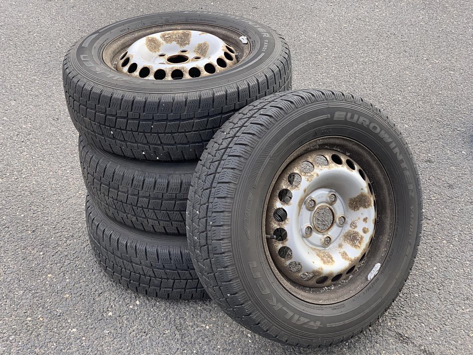 Volkswagen Multivan 2.5TDi Comfortline 7míst