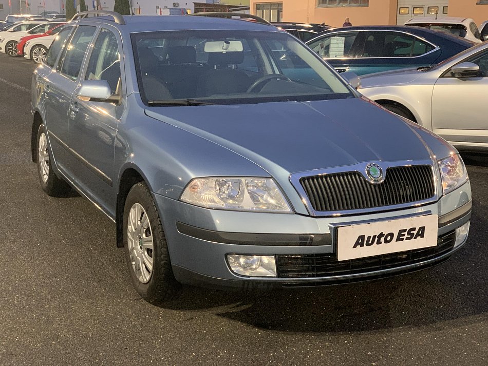 Škoda Octavia II 1.6 FSi Elegance