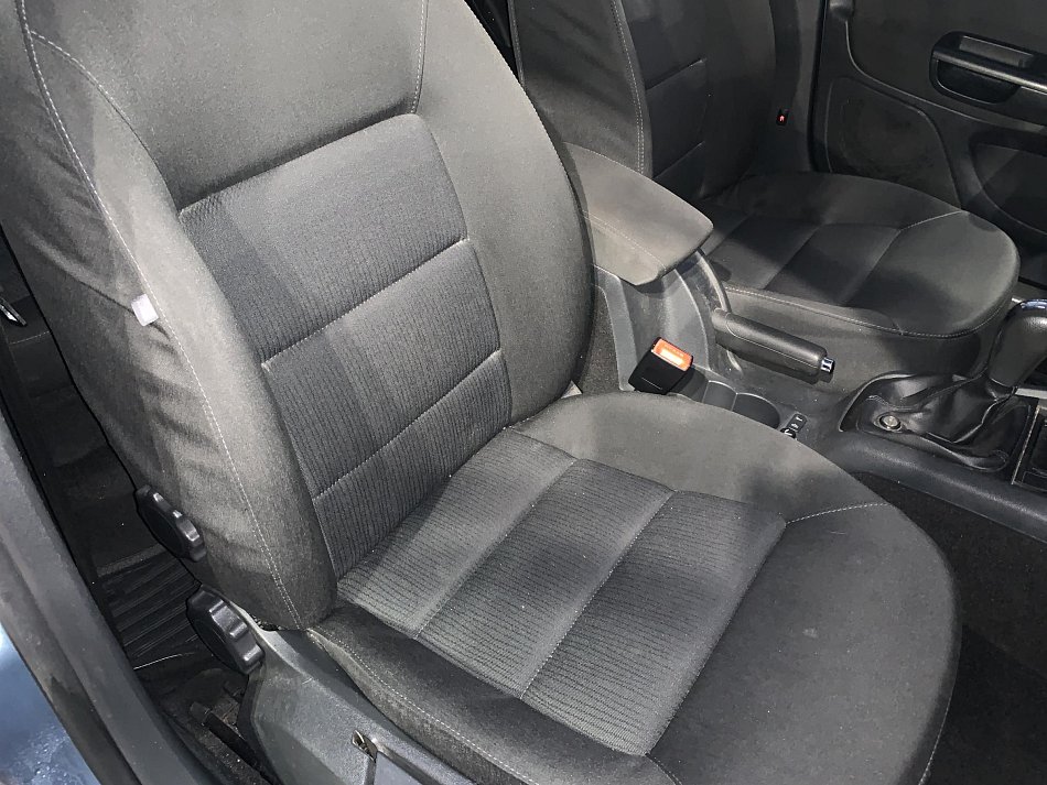 Škoda Octavia II 1.6 FSi Elegance