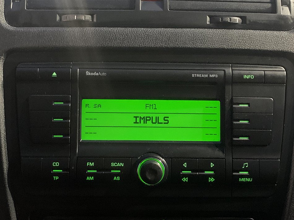 Škoda Octavia II 1.6 FSi Elegance