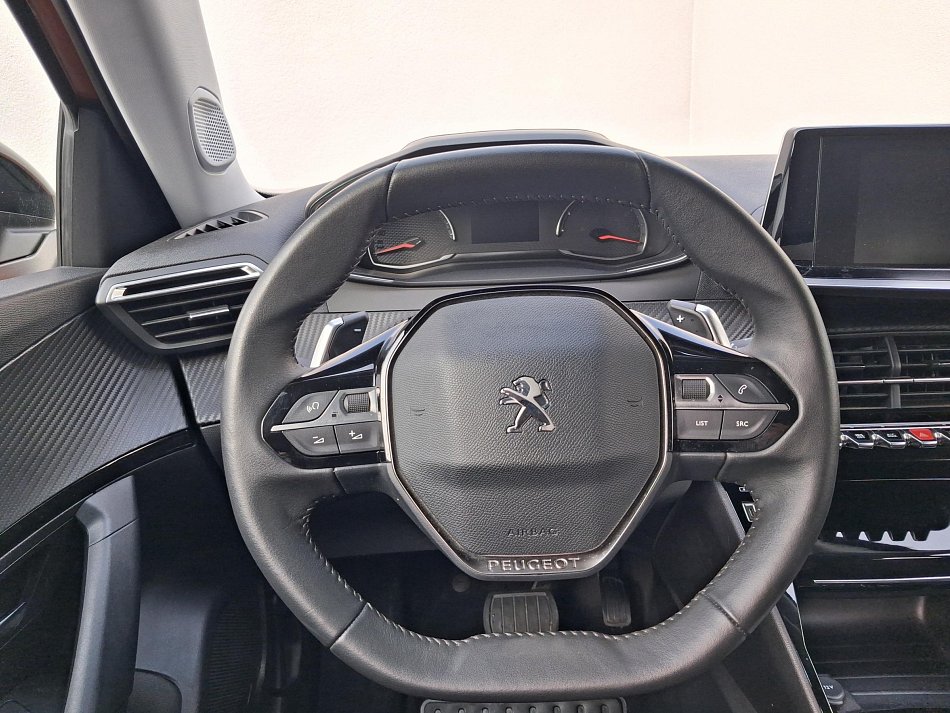 Peugeot 2008 1.2PT Allure