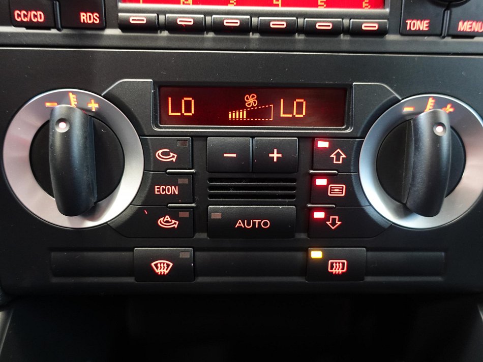Audi A3 1.6i 