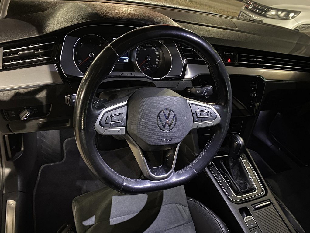 Volkswagen Passat 2.0TDi Elegance