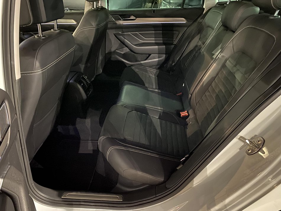 Volkswagen Passat 2.0TDi Elegance