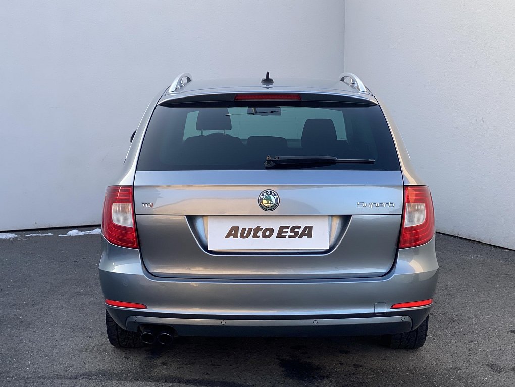 Škoda Superb II 2.0 TDi Family
