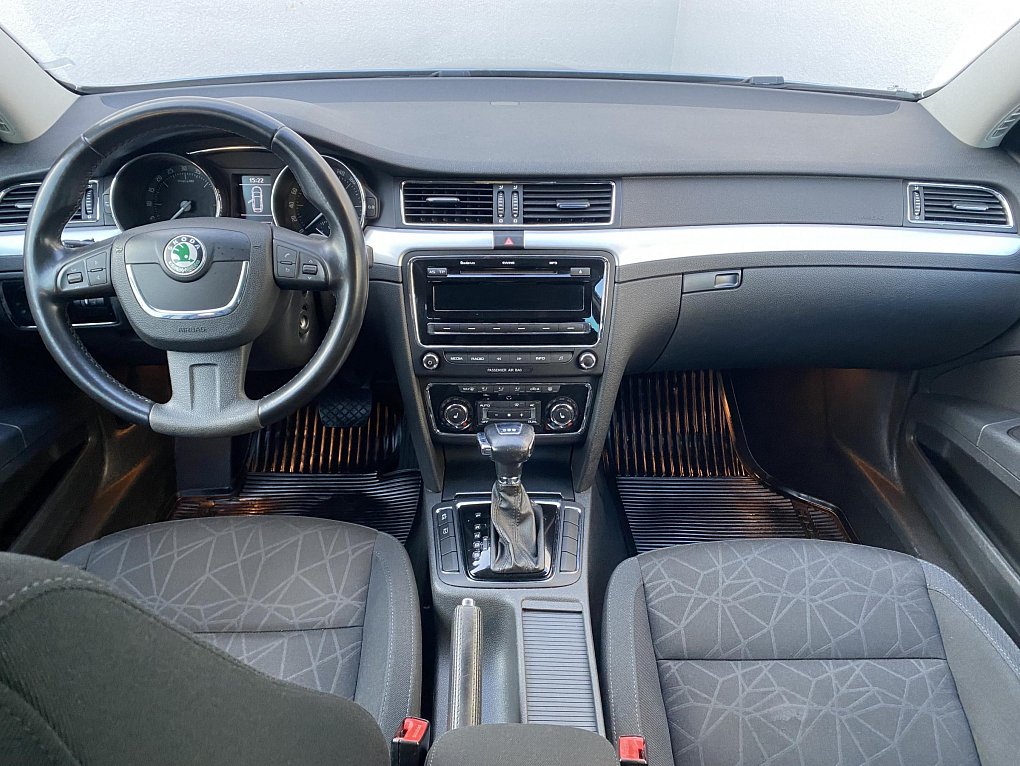 Škoda Superb II 2.0 TDi Family