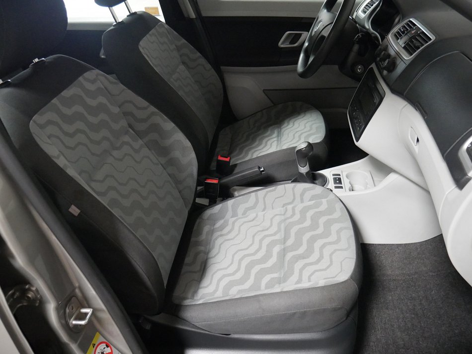 Škoda Roomster 1.4i 