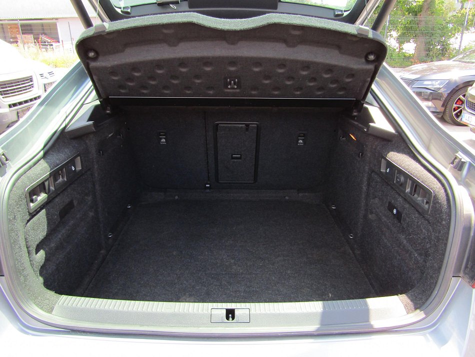 Škoda Superb III 1.4 TSi Style