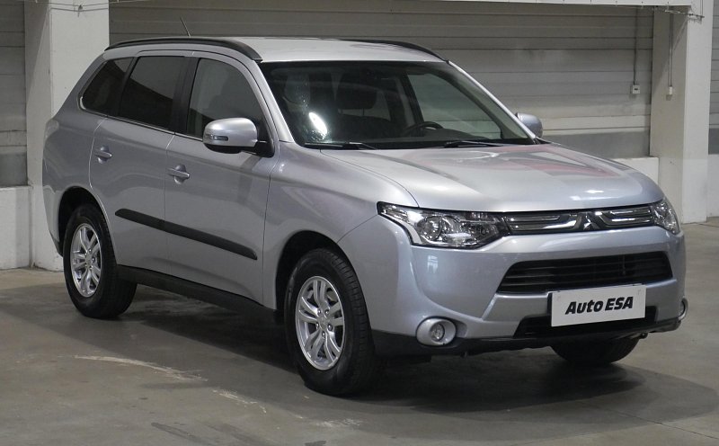 Mitsubishi Outlander 2.0MIVEC 