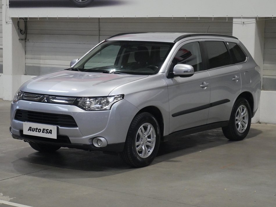 Mitsubishi Outlander 2.0MIVEC 