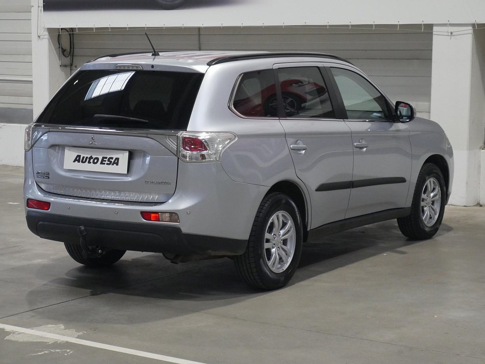 Mitsubishi Outlander 2.0MIVEC 