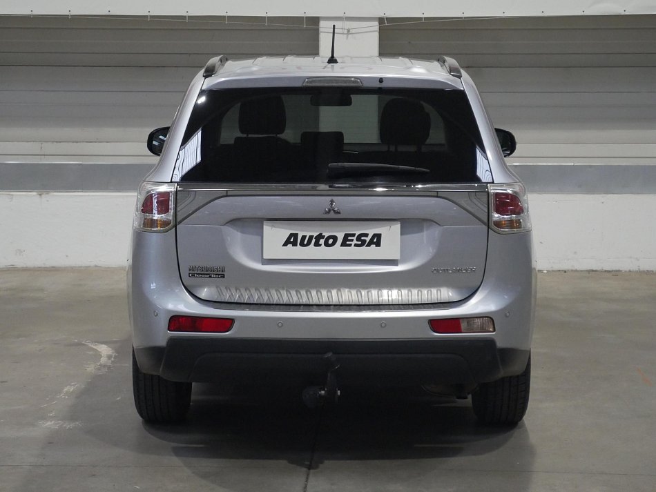 Mitsubishi Outlander 2.0MIVEC 