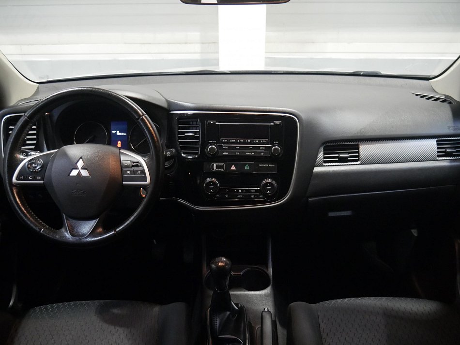 Mitsubishi Outlander 2.0MIVEC 