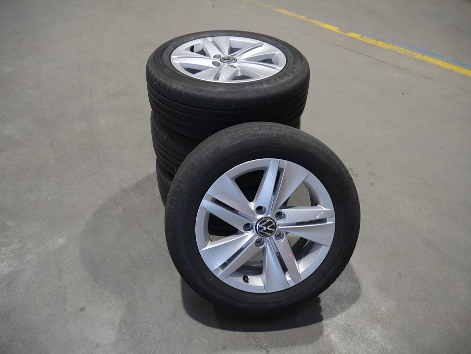 Volkswagen Golf 1.5TSi 