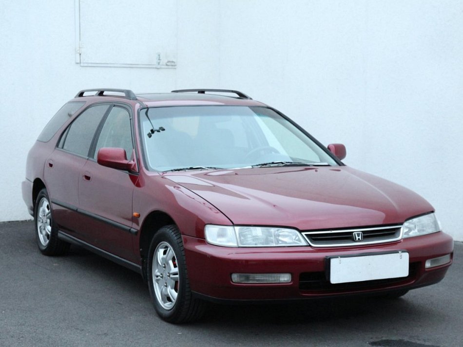 Honda Accord 2.0 i 