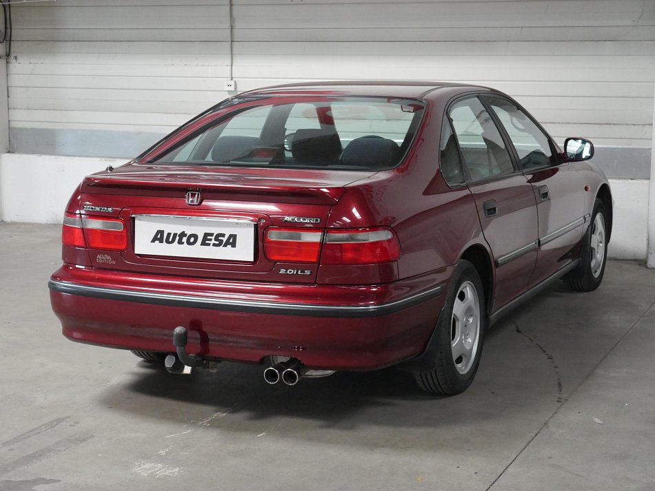 Honda Accord 2.0 i 