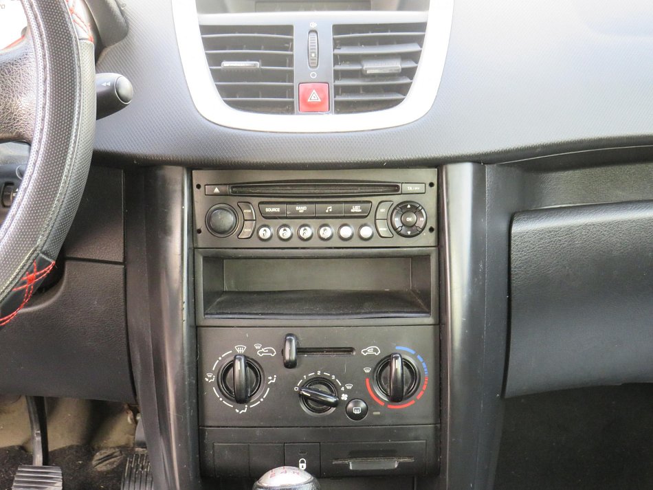 Peugeot 207 1.4i 