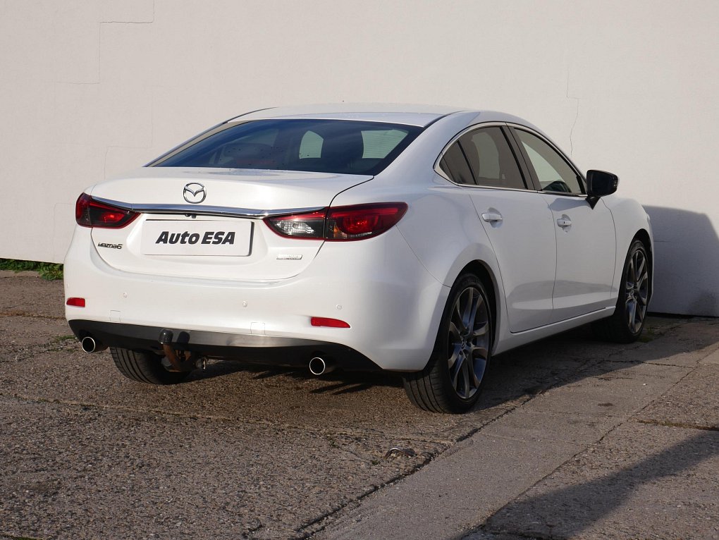 Mazda 6 2.5i Revolution