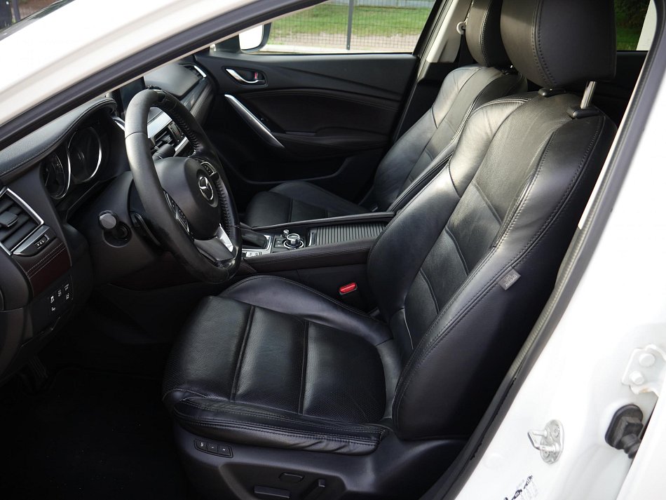 Mazda 6 2.5i 