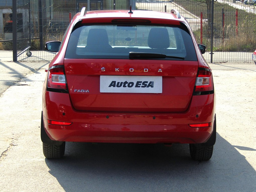 Škoda Fabia III 1.0 TSi Ambition