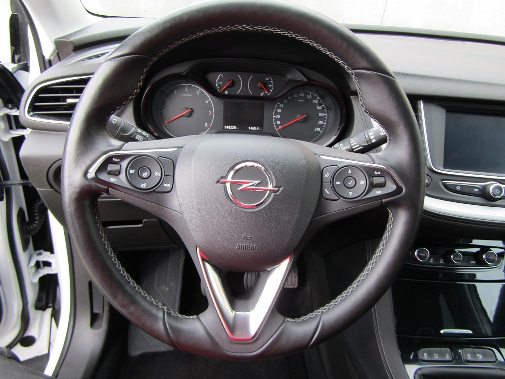 Opel Grandland X 1.2 PT Edition