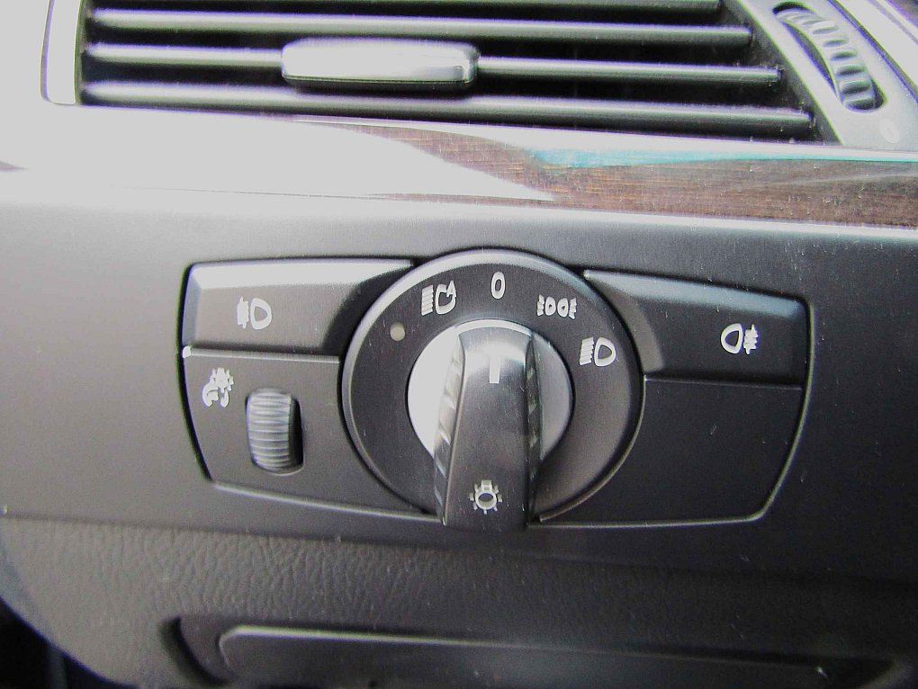 BMW Řada 5 3.0  525i