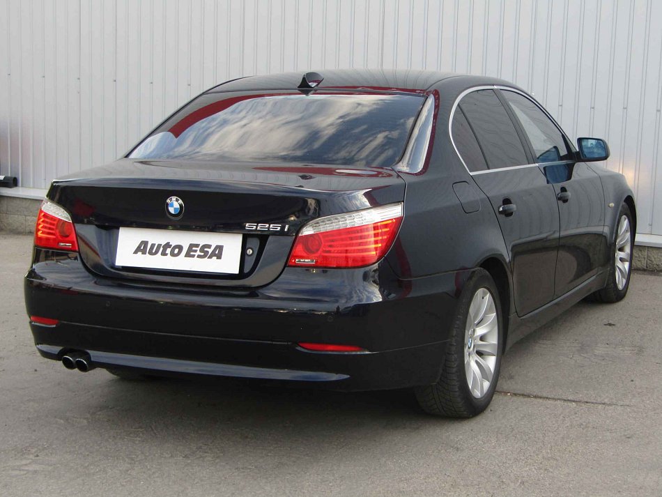 BMW Řada 5 3.0  525i