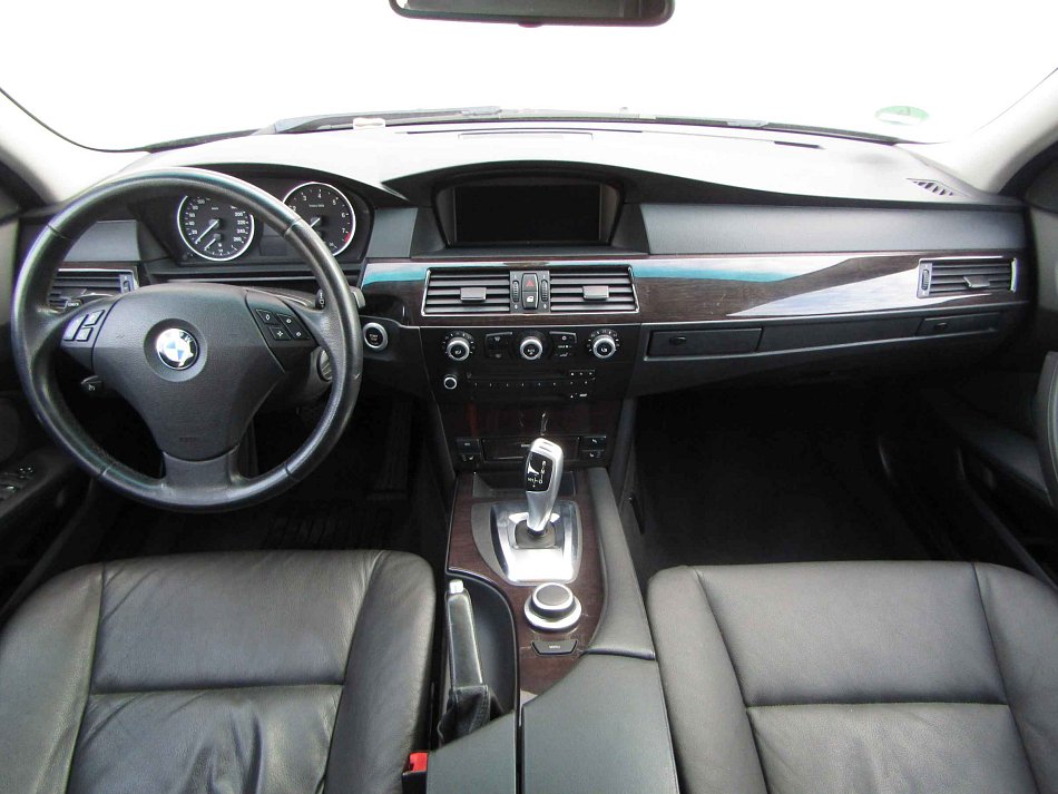 BMW Řada 5 3.0  525i