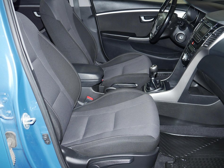 Hyundai I30 1.6i 