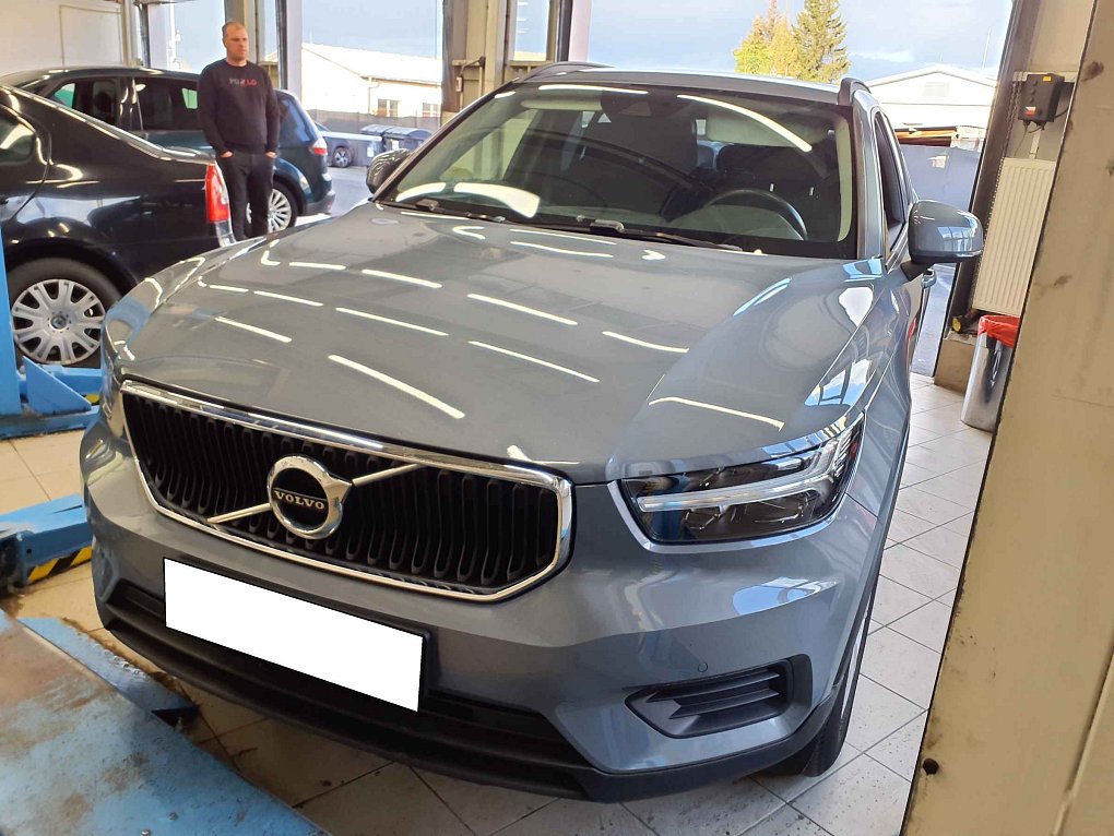 Volvo XC40 1.5 i Momentum T2