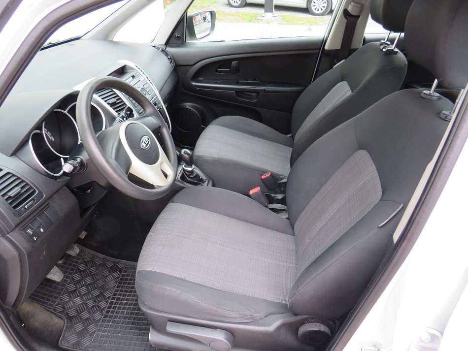 Kia Venga 1.4i 