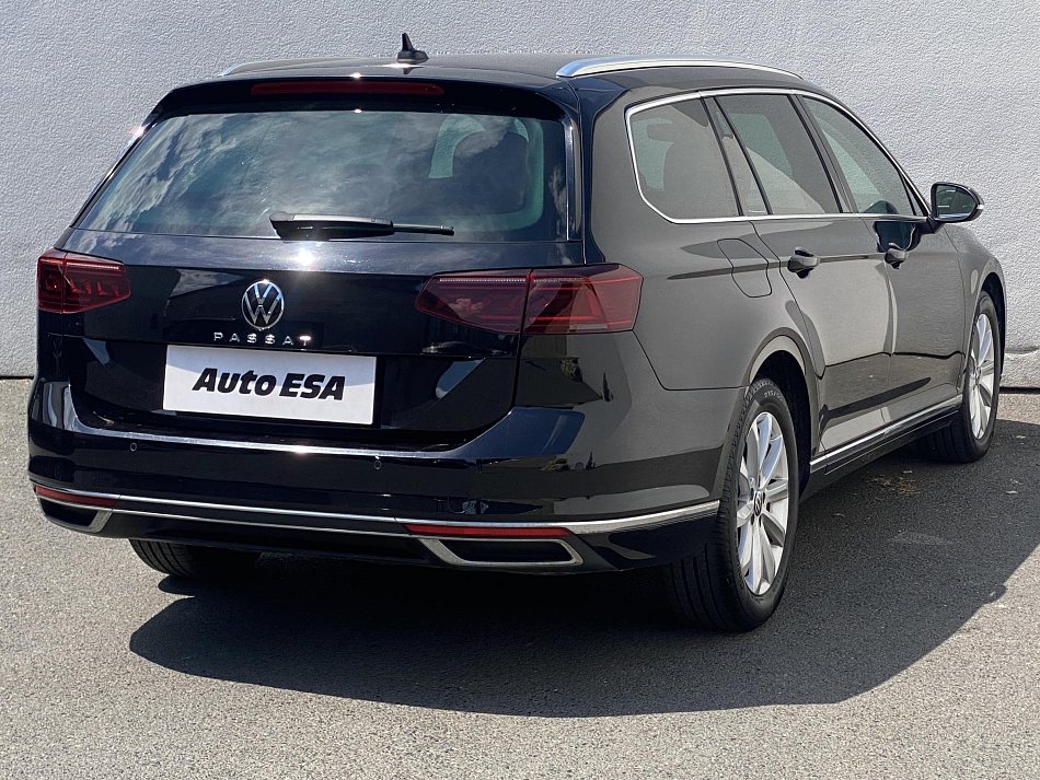 Volkswagen Passat 2.0 TDi Elegance