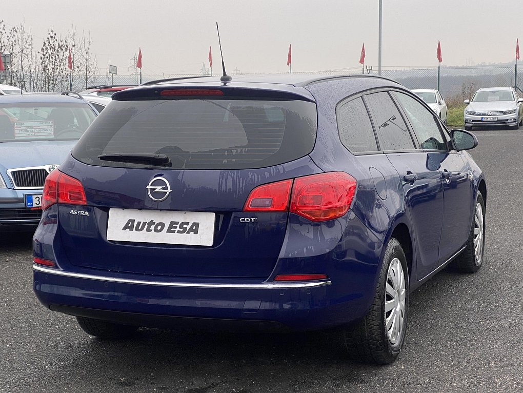 Opel Astra 1.6 CDTI 